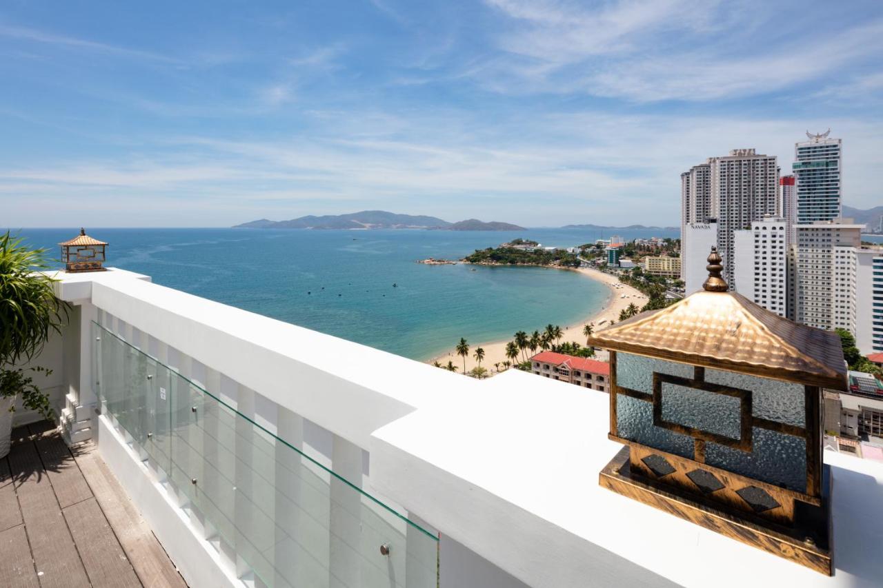 Aston Nha Trang City Hotel Bagian luar foto