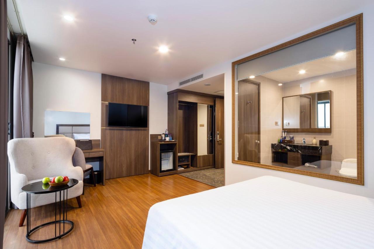 Aston Nha Trang City Hotel Bagian luar foto