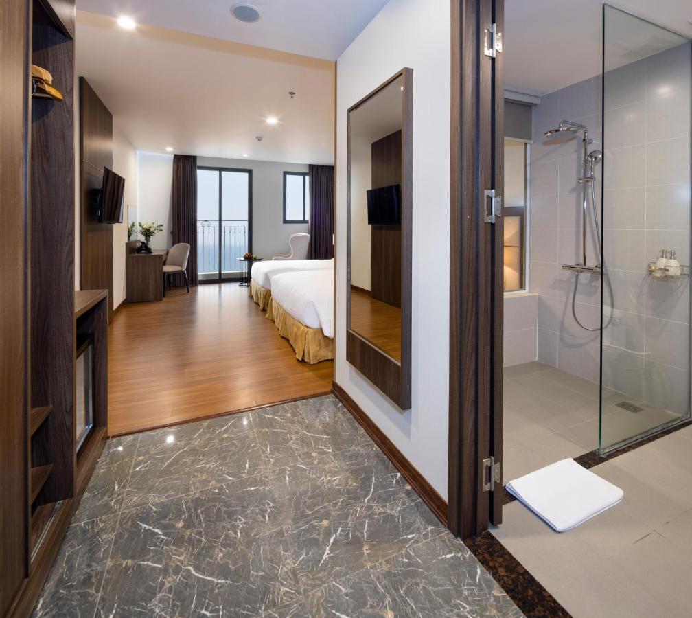 Aston Nha Trang City Hotel Bagian luar foto