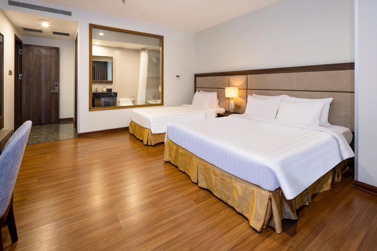 Aston Nha Trang City Hotel Bagian luar foto